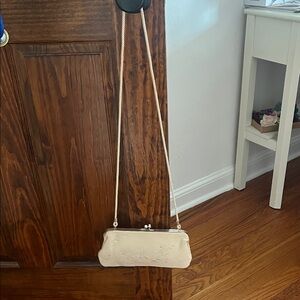 Elegant Cream Women's Bag